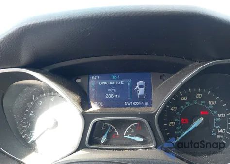 2014 Ford Focus Se z USA, uszkodzony, nr VIN 1FADP3F24EL203251